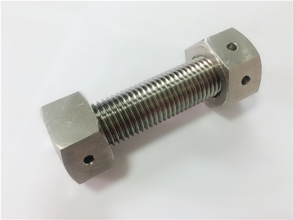 ສະແຕນເລດ 316 astm a193 b8m stud bolt nut / bolt